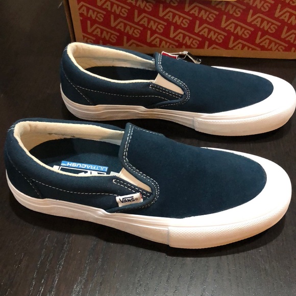 vans slip on with toe cap